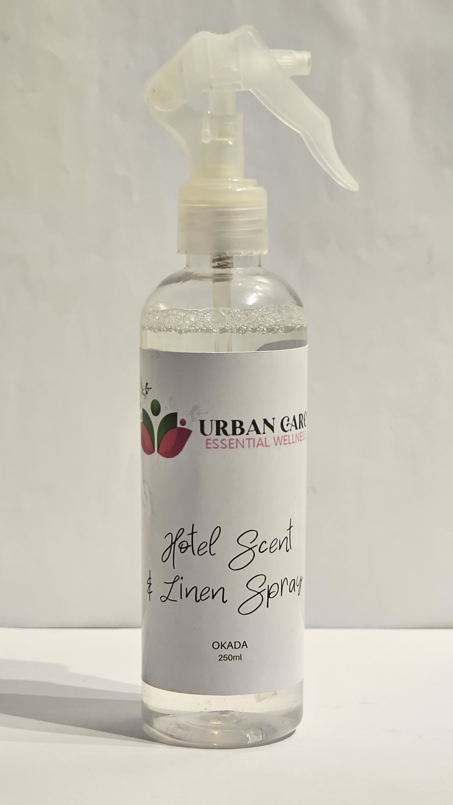ROOM & LINEN SPRAY HOTEL SCENT - OKADA 250ml